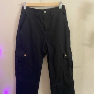 Black cargo pants / big pockets